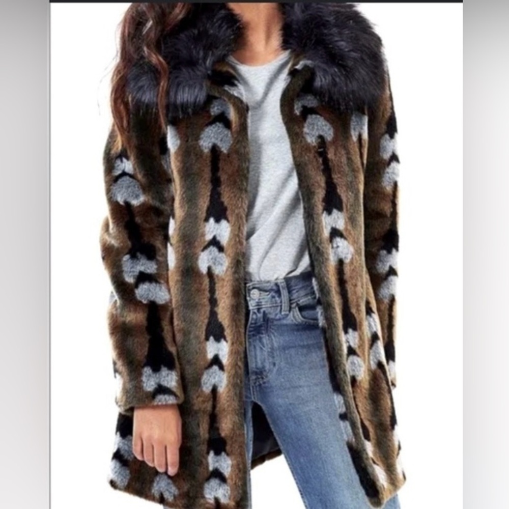 Unreal Fur Reflections Multicolor Patterned Teddy Jacket size small